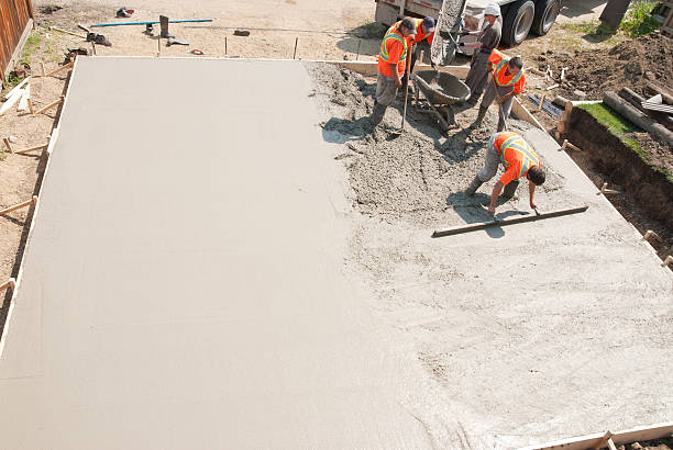 Best Concrete Sealing and Maintenance in De Soto, IL